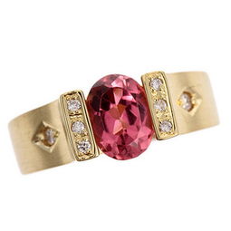 黃金母首飾價格查詢與比價指南 4270元至4450元區間商品解析